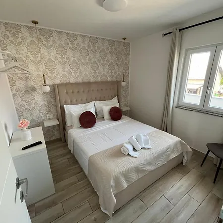 B&B Bloom Apartments Vir Exterior foto